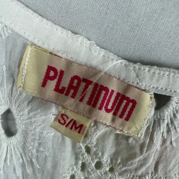 Platinum Tunic Top Womens Small Medium White Eyelet Embroidery Lagenlook NEW - Picture 2 of 12